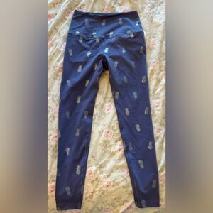Beyond Yoga Women's Purple and Silver Leggings/ Pineapple Print Size Small EUC